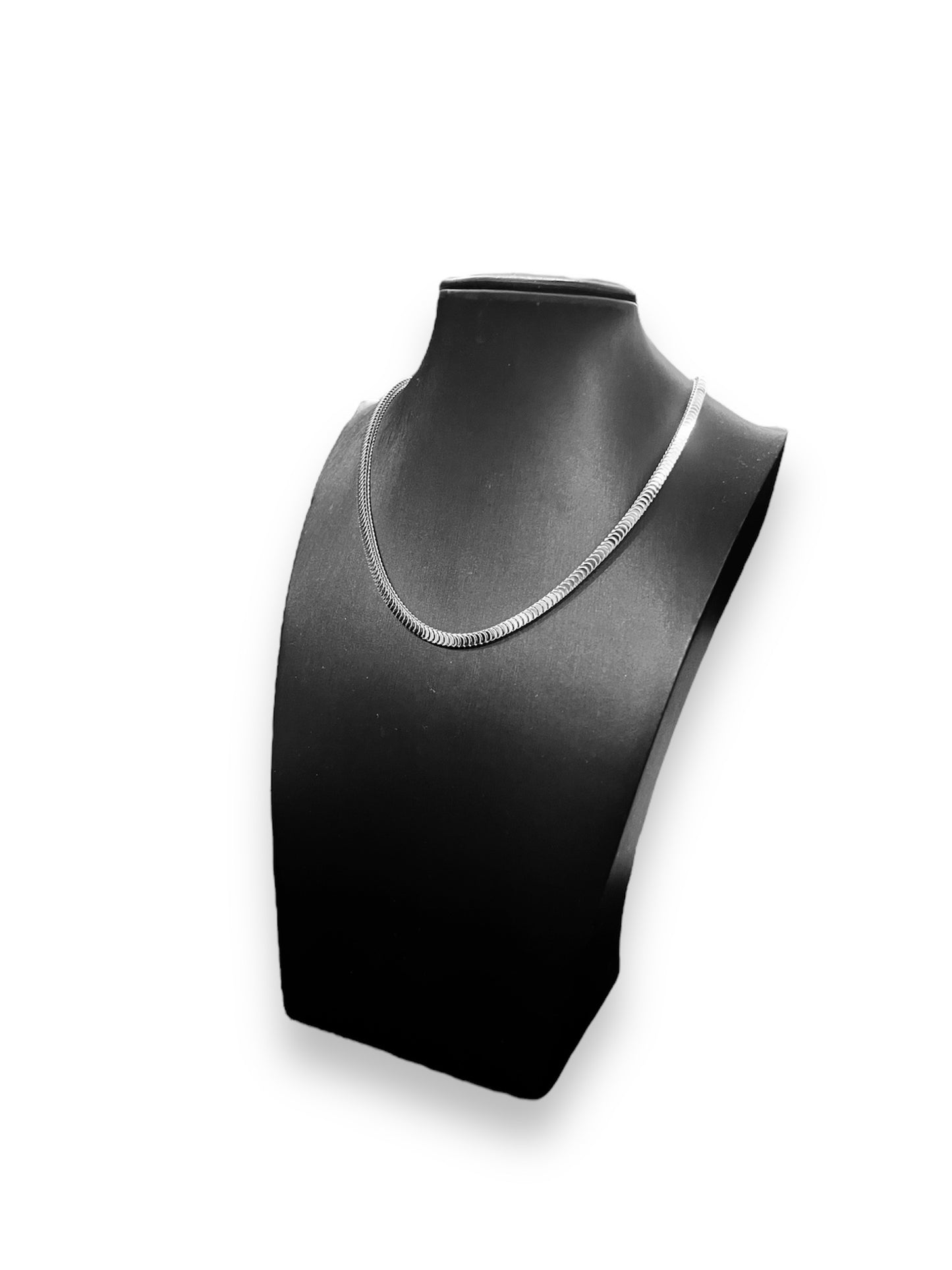 Foxtail Pressed Steel Chain Necklace