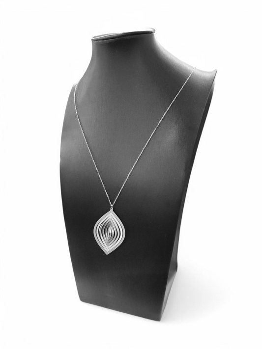 Illusion Leaf Pendant