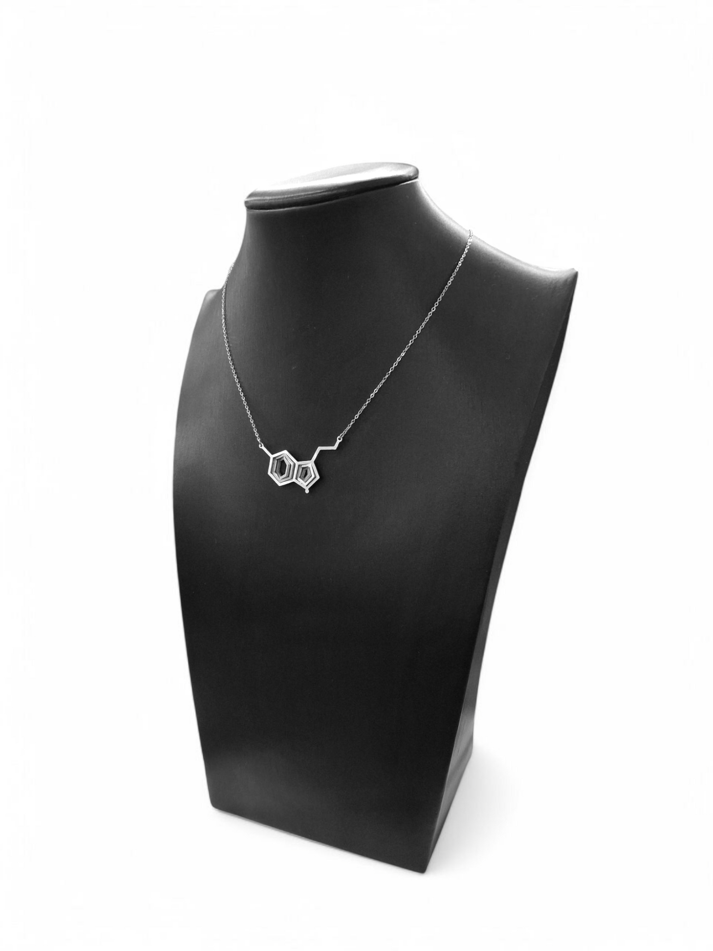 Illusion Seretonin Molecule Chain Necklace