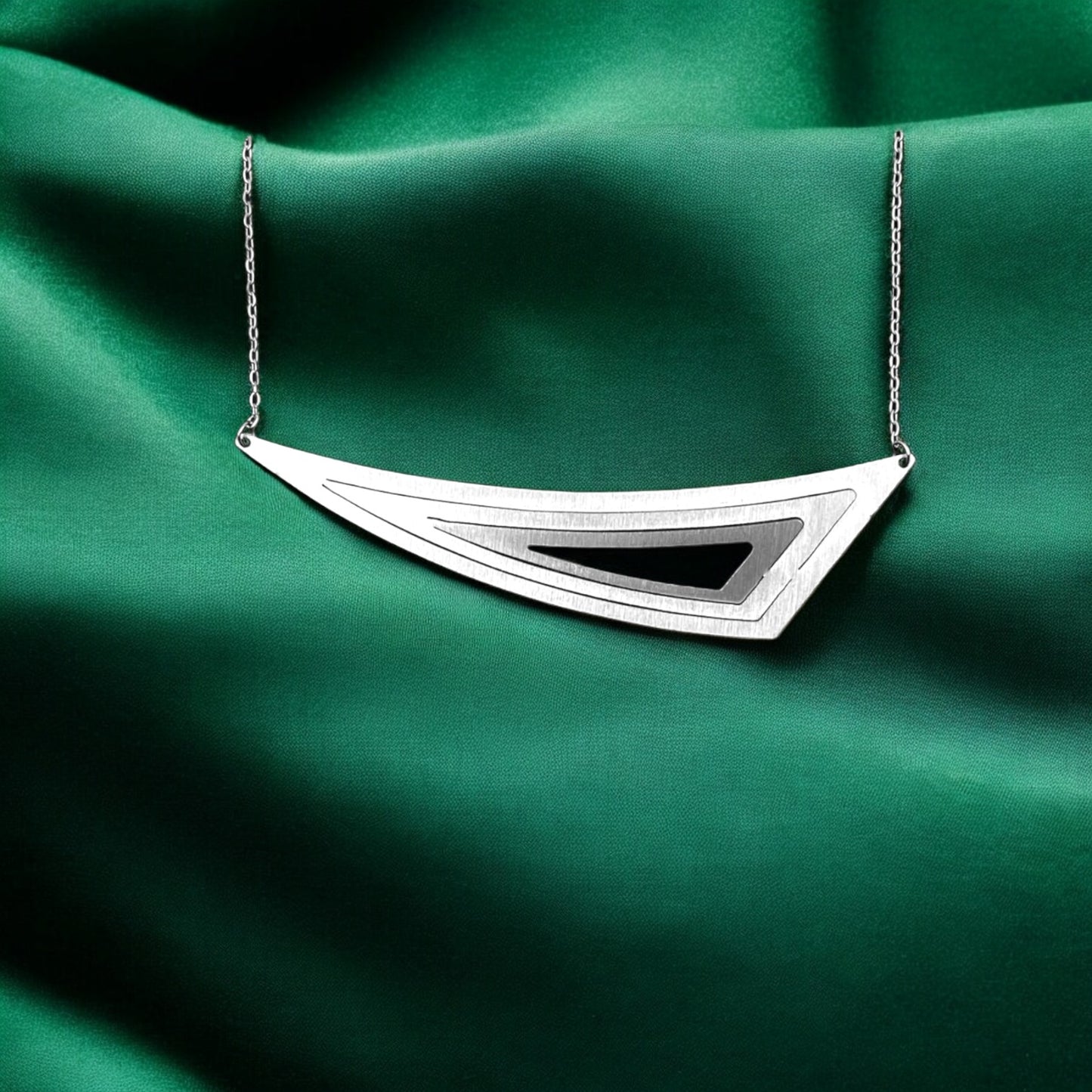 Illusion Sailwing Chain Necklace