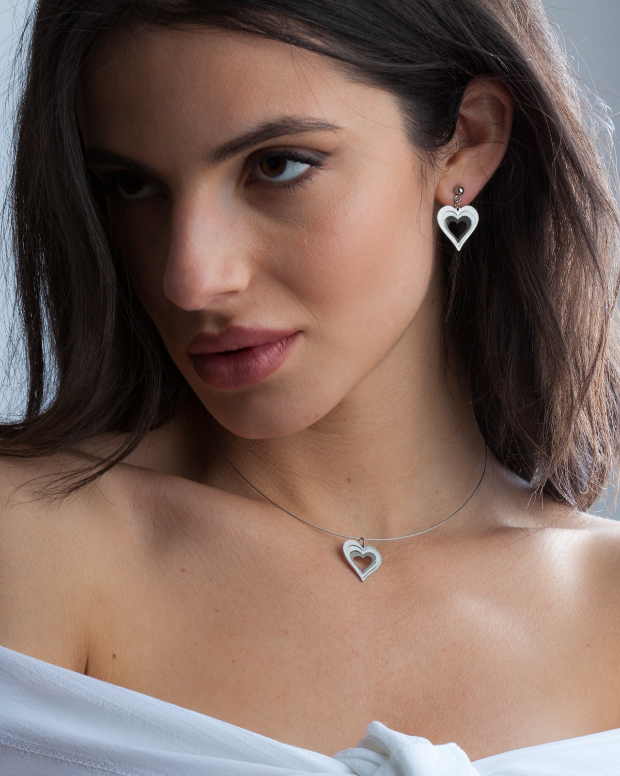 Illusion Love Heart Steel Wire Necklace