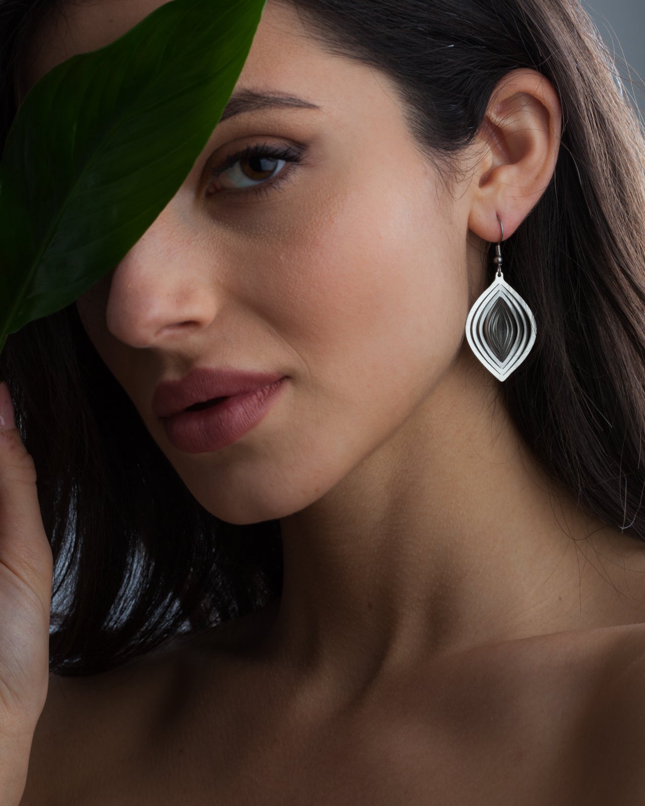 Illusion Leaf mini earrings