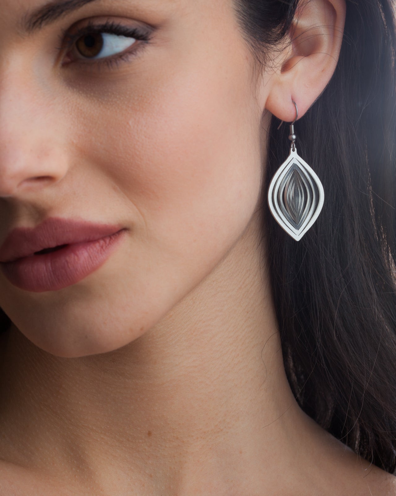 Illusion Leaf mini earrings