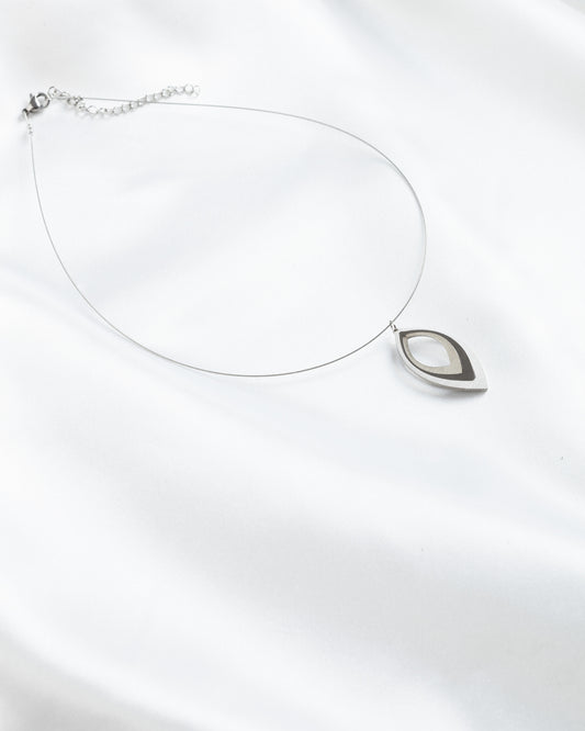 Elegant Leaf steel wire necklace