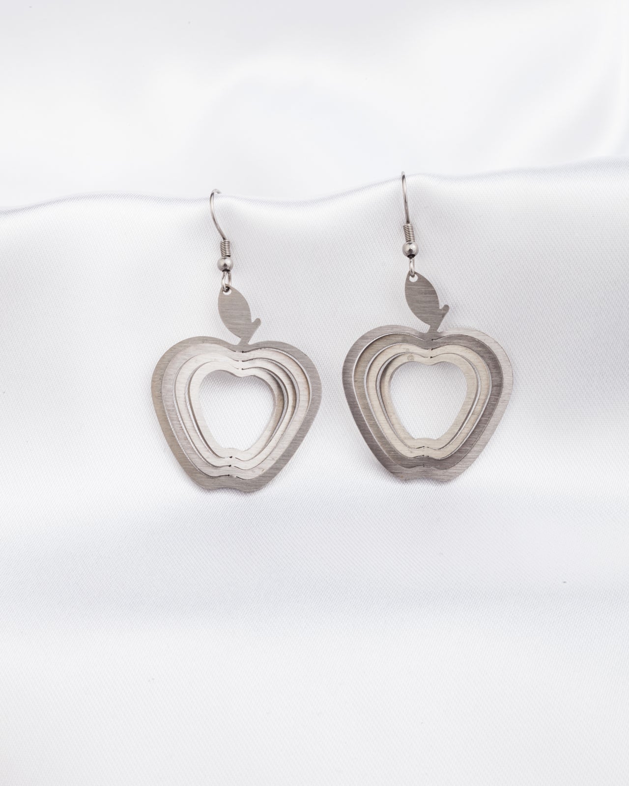 Illusion Apples mini earrings