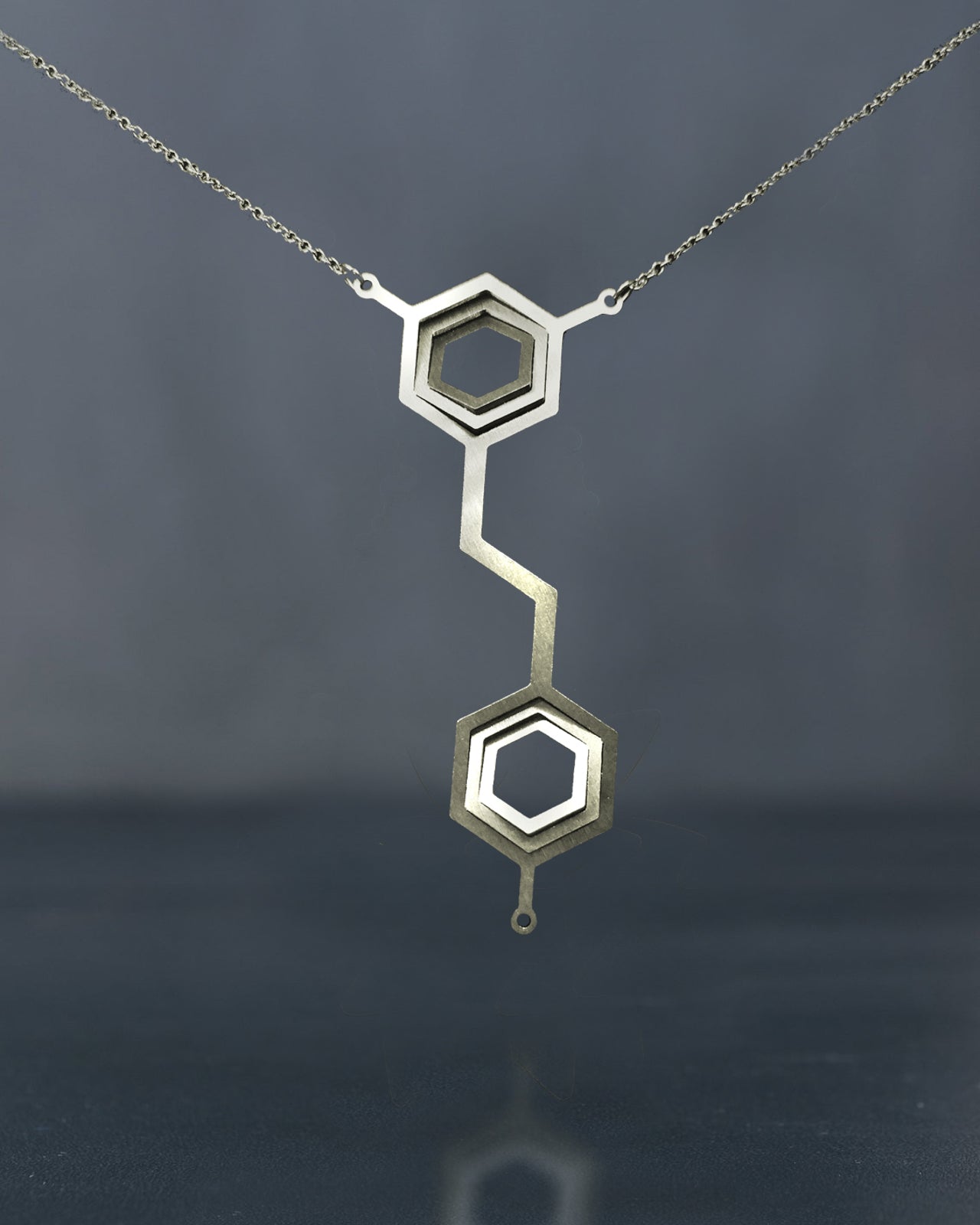 Illusion Wine Molecule Chain Necklace