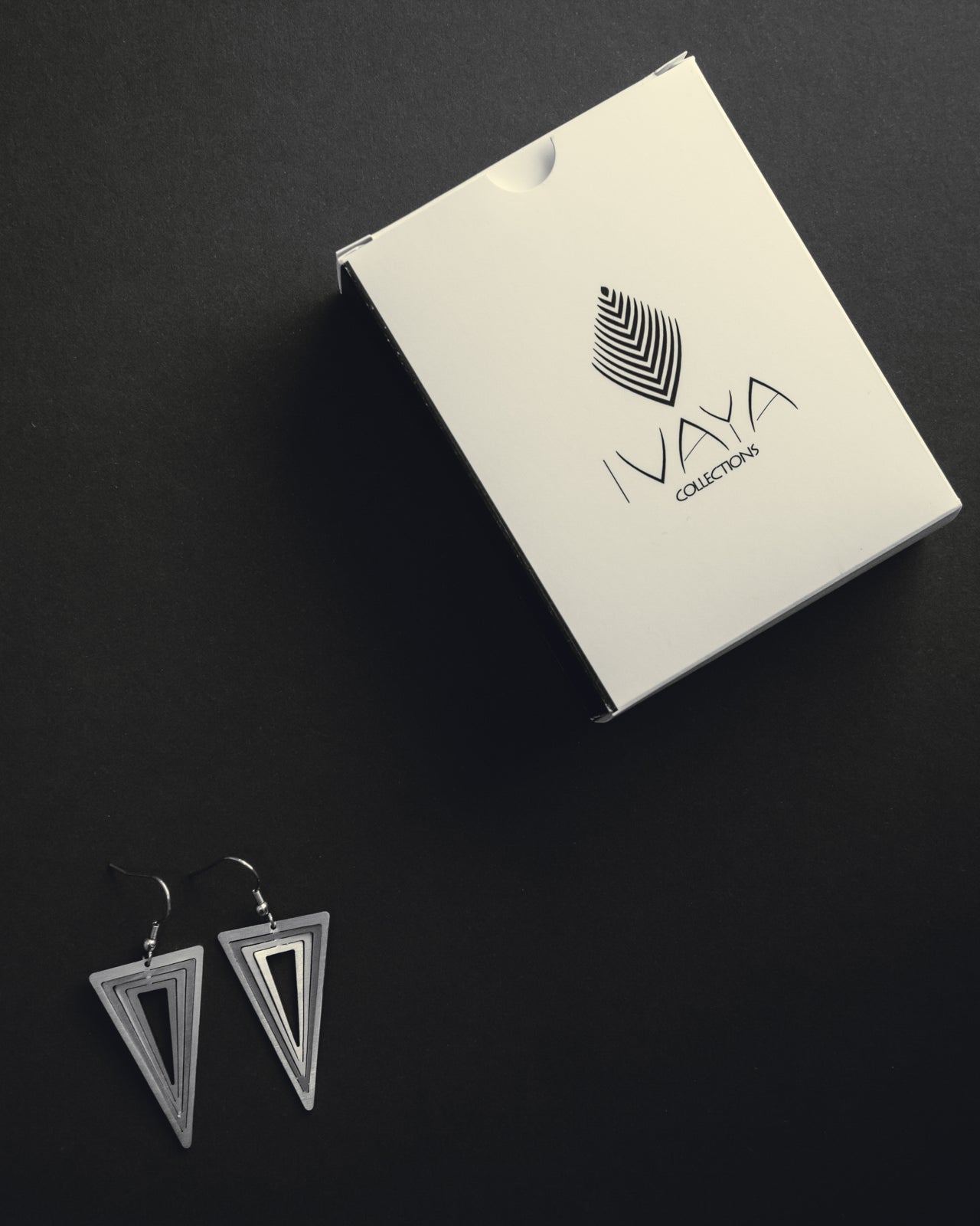 Σκουλαρίκια Illusion Triangle