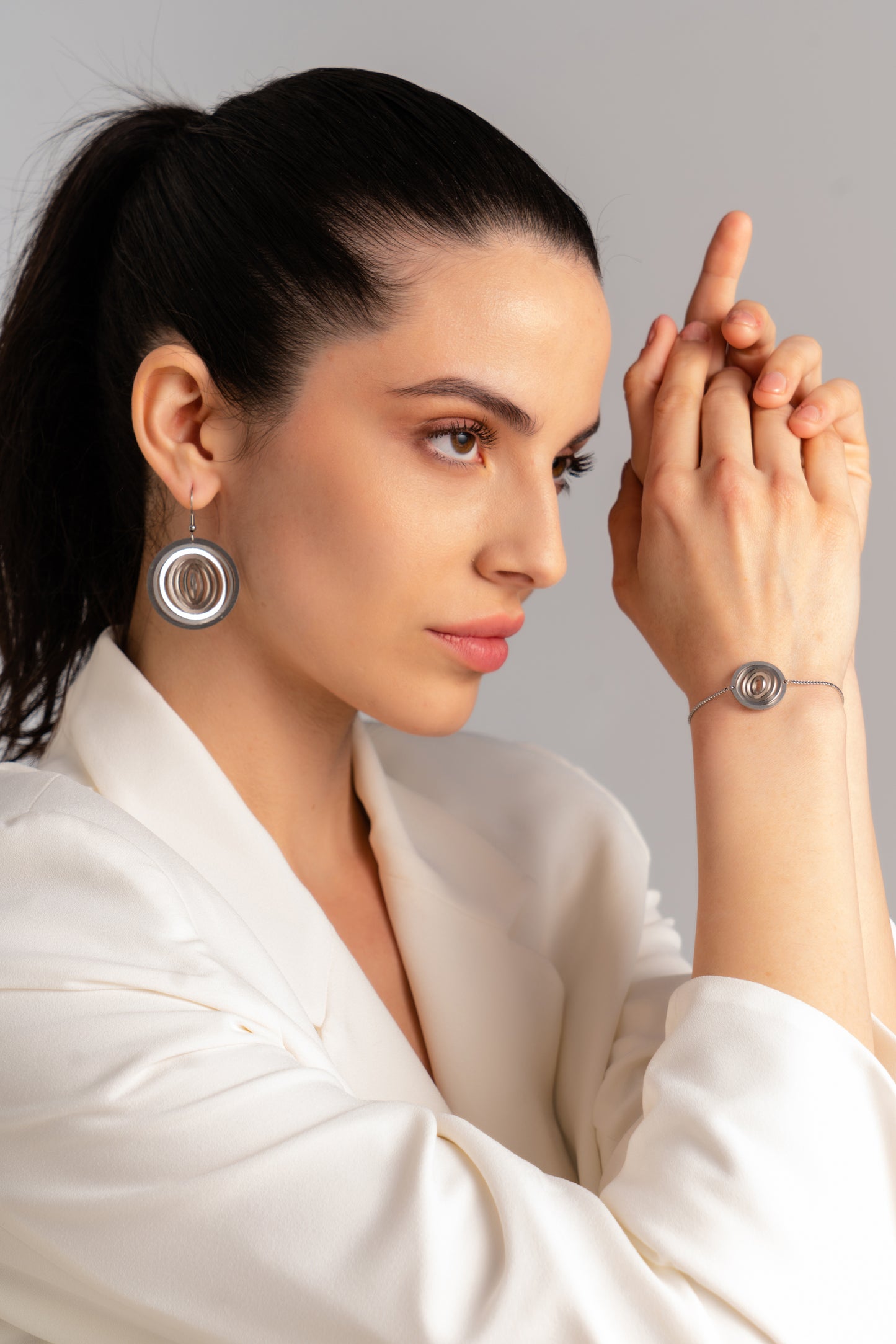 Illusion Circles Earrings