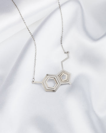 Κολιέ με αλυσίδα Illusion Serotonin Molecule