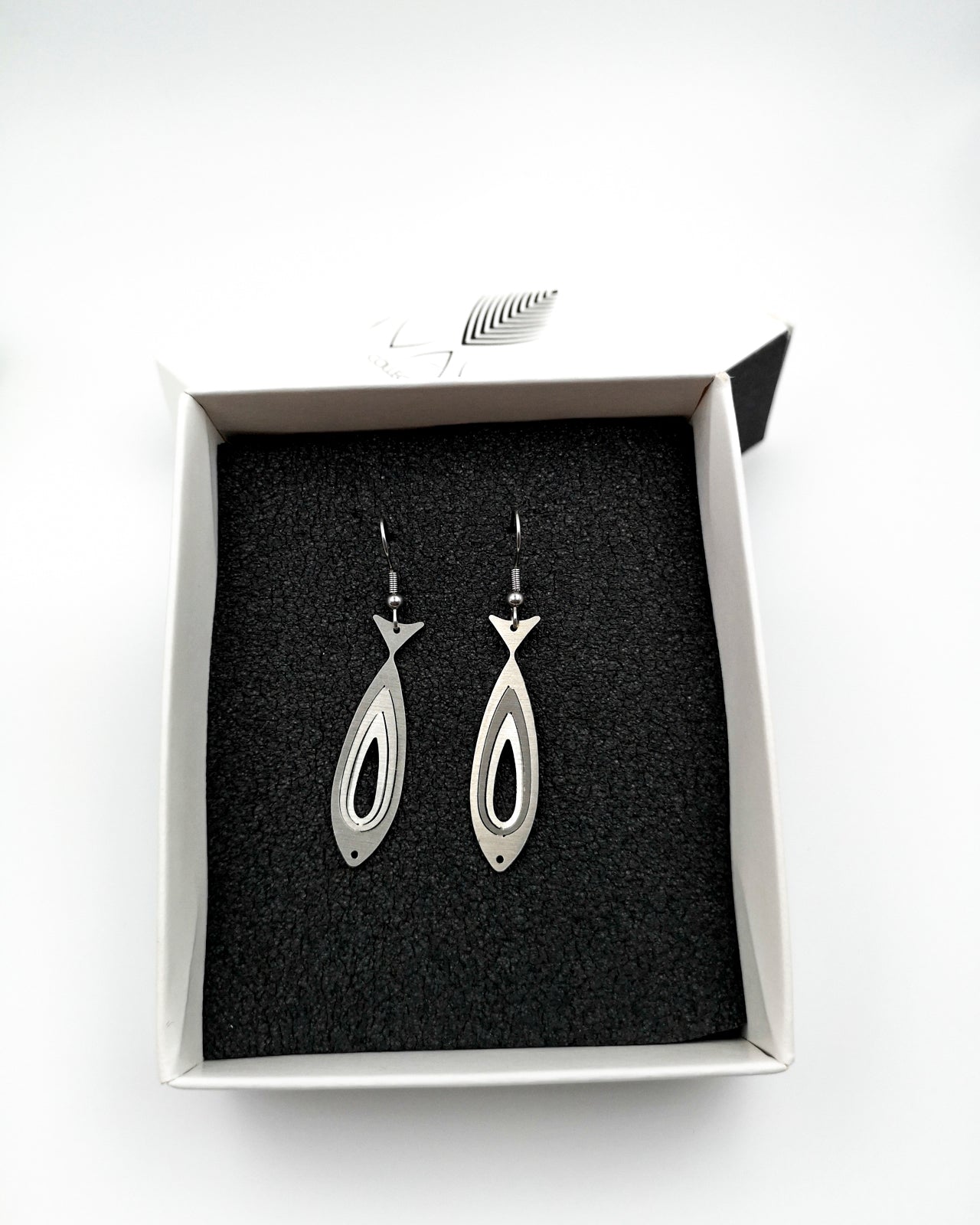 Illusion Fishes mini earrings